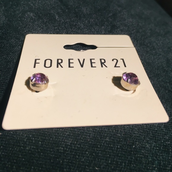 🤑FREE w/ purchase! F21 Lavender Stone Studs - Picture 6 of 6